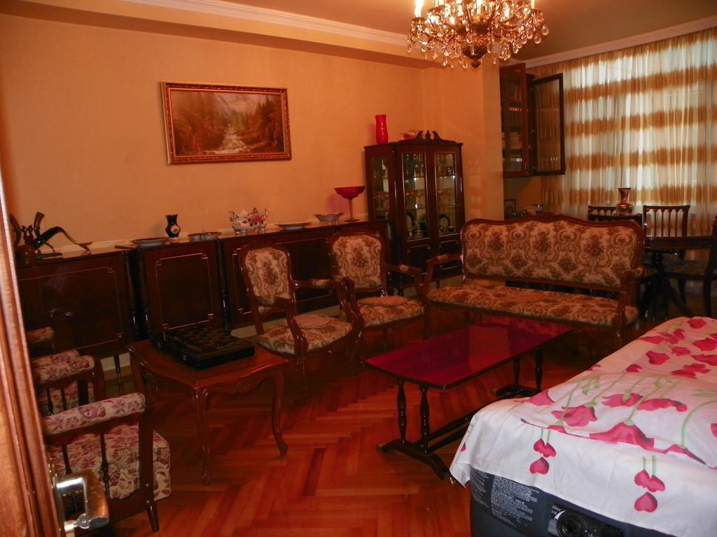 Apartment Rusudan บาทูมิ ห้อง รูปภาพ