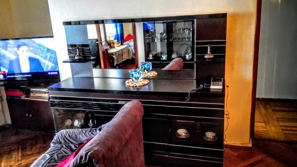 Apartment Rusudan บาทูมิ ภายนอก รูปภาพ